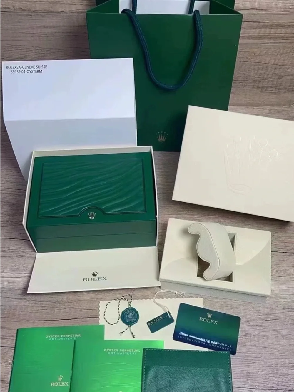 Rolex Green Watch Presentation Box with Gold Crown